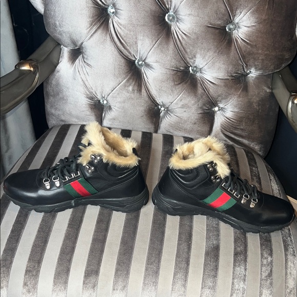 👑 UNTOUCHED LUXURY: Gucci Flashtrek Fur-Lined Superstar Grails 👑 - Picture 3 of 6